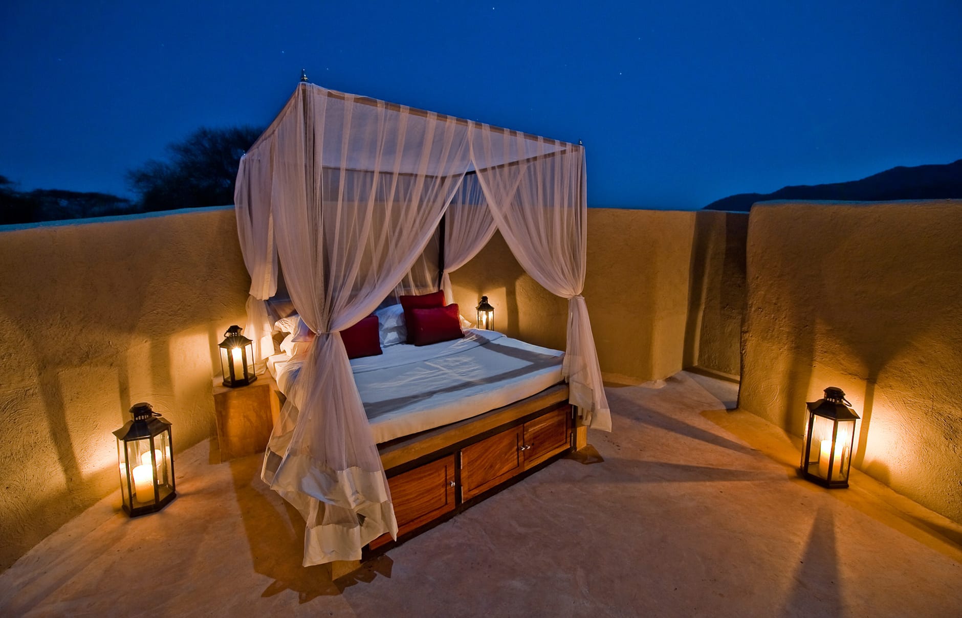 Most Romantic Star Beds in Africa. TravelPlusStyle.com