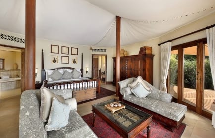 102027384-h1-dxbam-bedouin-suite-5054-hor-clsc