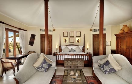 102027621-h1-dxbam-presidential-suite-5083-hor-clsc