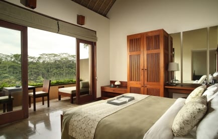 alila-ubud-accommodation-superior-room-01
