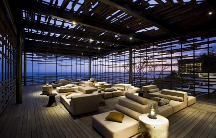 alila-villas-uluwatu-interior-sunset-cabana-02-1