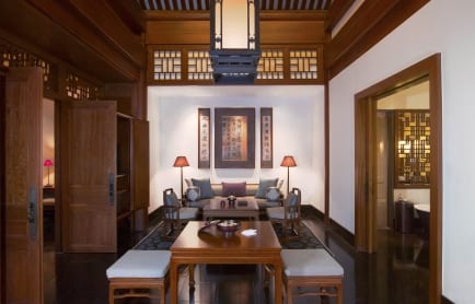 aman-summer-palace-china-crt-yrd-suite_living-room_original_16685