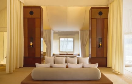 aman-i-khas-india-tent-interiors_original_23797