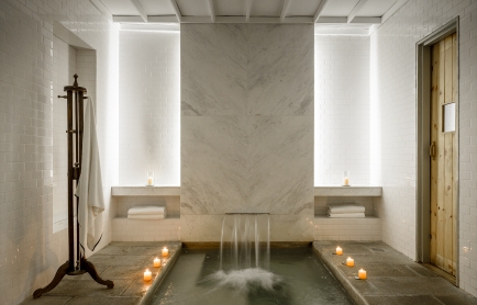 amangalla-sri-lanka-spa-hydrotherapy-suite-massage-pool-tif_28210