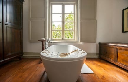 amangalla-sri-lanka-suite-free-standing-bathtub_original_9298