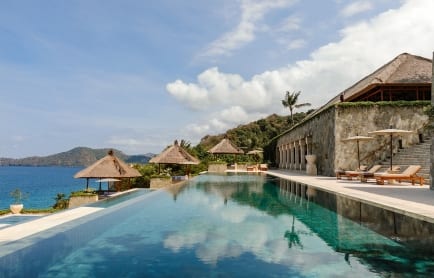 amankila-indonesia-swimming-pool_original_25630