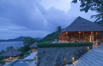 Amankila - 1 Kila Restaurant Exterior