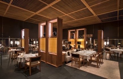 amanoi-vietnam-central-pavilion-restaurant-interior-private-indoor-area_original_15039