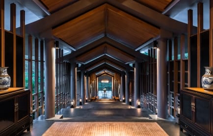 amanoi-vietnam-stairwa