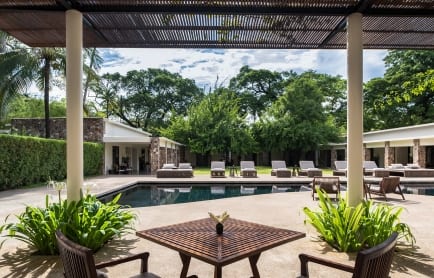 amansara-cambodia-main-swimming-pool-pergola_original_10096