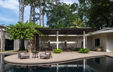 amansara-cambodia-main-swimming-pool_original_10076