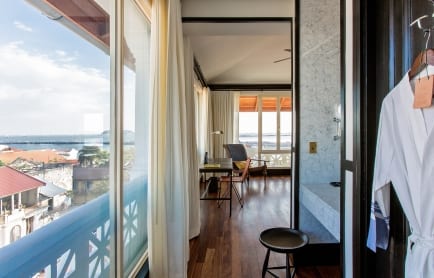 rs180_ace_ath_bedroom2_lauren_coleman