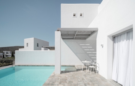 Mediterranean_Sea_View_Suite_with_Private_Pool_2