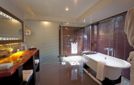 1_bathroom