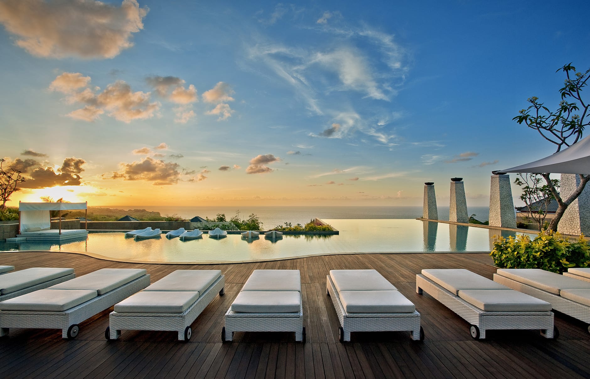 Umana Bali, LXR Hotels & Resorts, Bali, Indonesia. Hotel Review by TravelPlusStyle. Photo © Hilton 34948074-h1-10_f_b_bambu-pool_