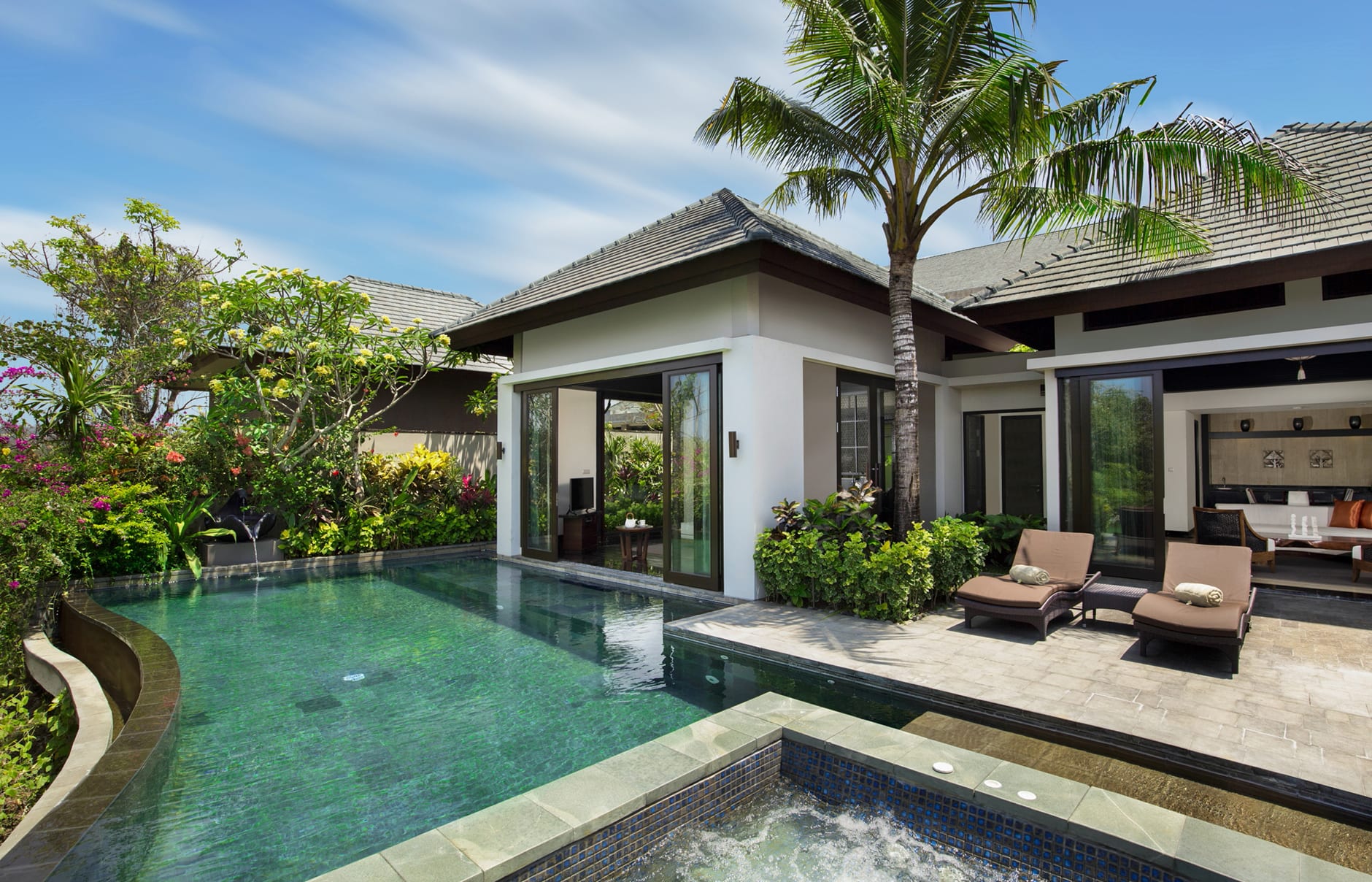 Umana Bali, LXR Hotels & Resorts, Bali, Indonesia. Hotel Review by TravelPlusStyle. Photo © Hilton 70603316-h1-pool_villa_garden