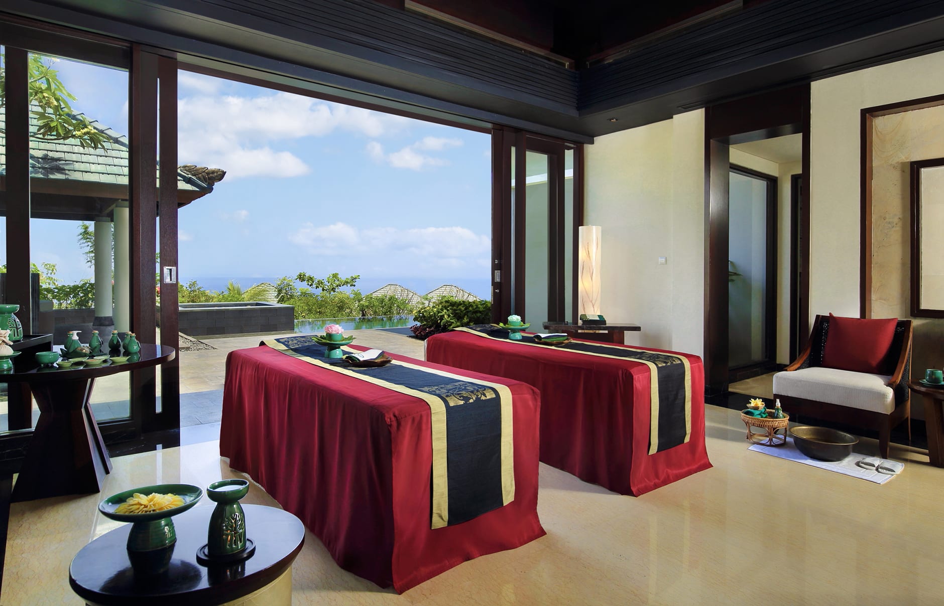 Umana Bali, LXR Hotels & Resorts, Bali, Indonesia. Hotel Review by TravelPlusStyle. Photo © Hilton 70604482-h1-spa_sanctuary_villa