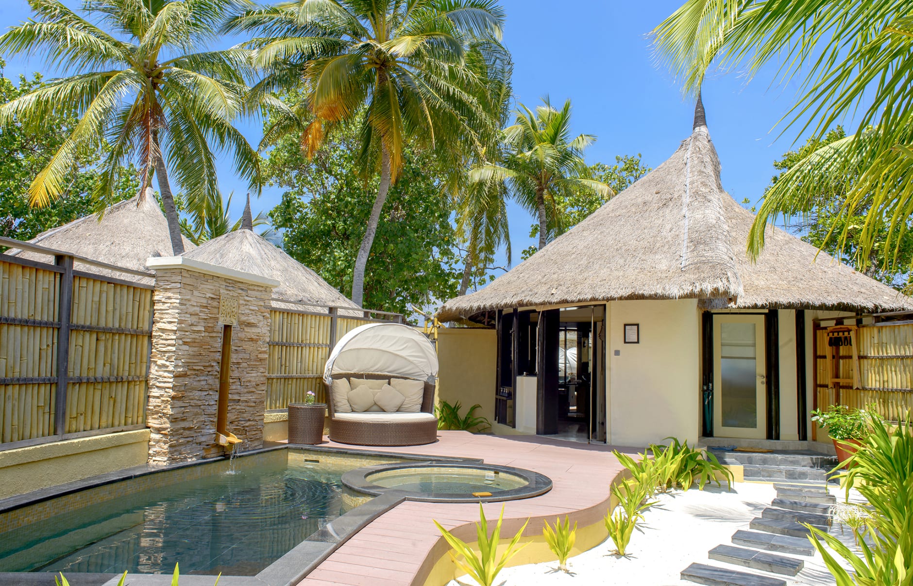 Banyan Tree Vabbinfaru, Maldives. Hotel Review by TravelPlusStyle. Photo © Banyan Tree Hotels & Resorts