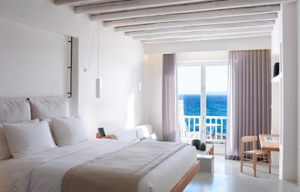 hi_lw0817_74976823_sea_view_coast_suite_1