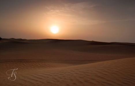 Sunset over the Dubai Desert © Travel+Style