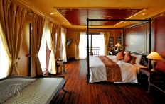 Halong Violet Cruise, Halong Bay © Travel+Style