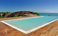 Infinty Pool. Kilindi Zanzibar. © TravelPlusStyle.com