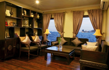 Halong Violet Cruise, Halong Bay © Travel+Style