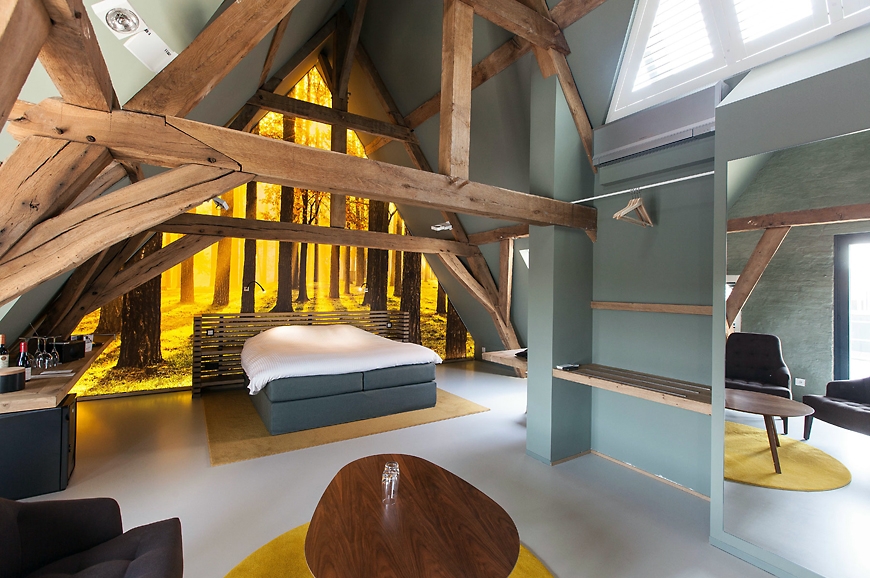La Suite Sans Cravatte, Bruges, Belgium. travelplusstyle.com