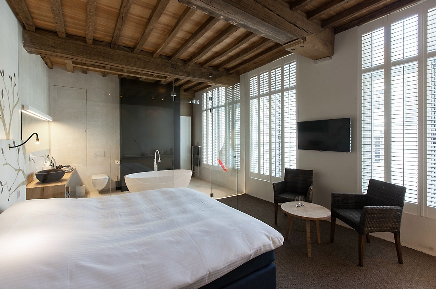 La Suite Sans Cravatte, Bruges, Belgium. travelplusstyle.com
