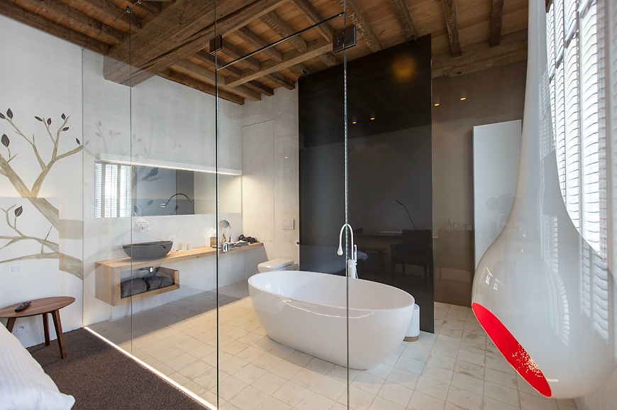 La Suite Sans Cravatte, Bruges, Belgium. travelplusstyle.com