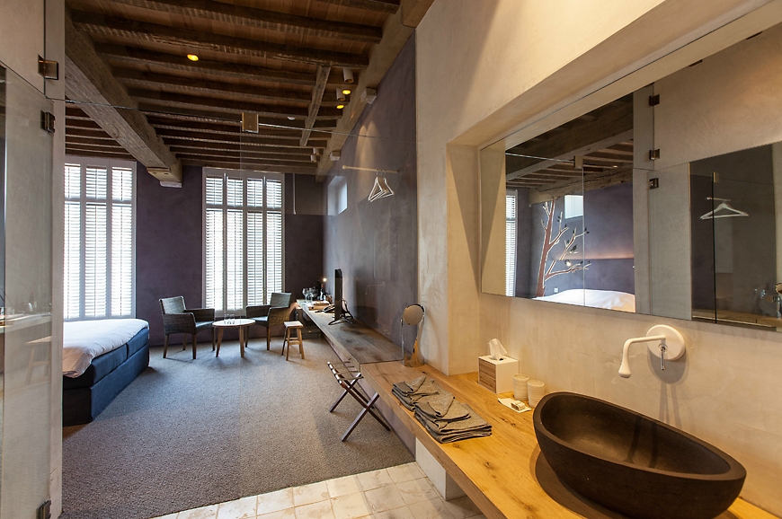 La Suite Sans Cravatte, Bruges, Belgium. travelplusstyle.com