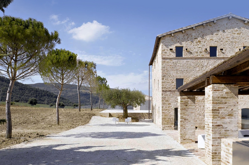 Casa Olivi, Le Marche, Italy. TravelPlusStyle.com