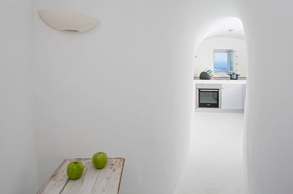 Villa Gaia, Santorini, Greece. TravelPlusStyle.com
