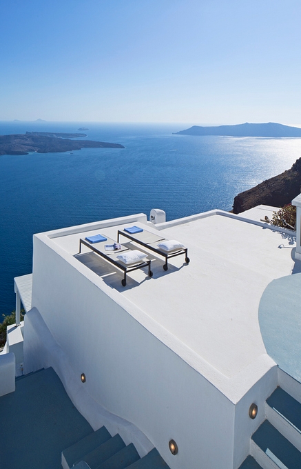 Villa Gaia, Santorini, Greece. TravelPlusStyle.com

