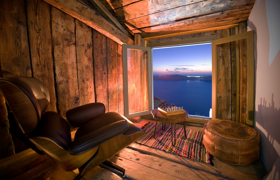 Sophia Luxury Suites Santorini. TravelPlusStyle.com