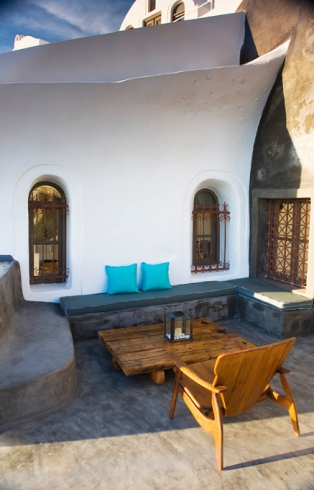 Sophia Luxury Suites Santorini. TravelPlusStyle.com