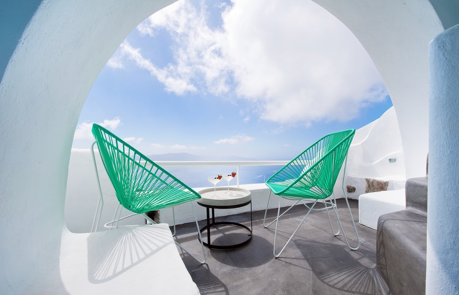 Sophia Luxury Suites Santorini. TravelPlusStyle.com