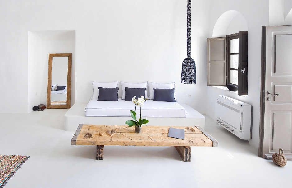 Sophia Luxury Suites Santorini. TravelPlusStyle.com