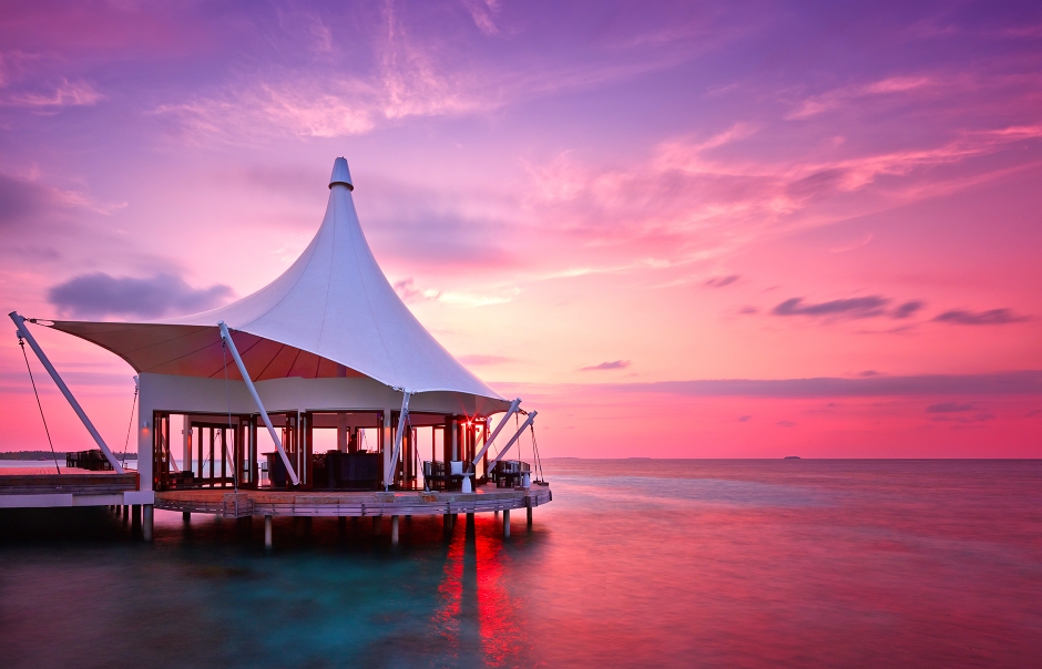 Edge Lounge. Niyama Private Islands Maldives. Hotel Review by TravelPlusStyle. Photo © NIYAMA