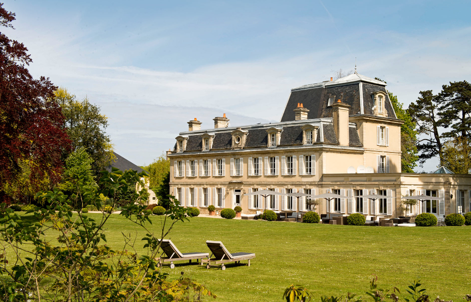 Château la Chenevière, Port-en-Bessin, Normandy, France. Photo © Château la Chenevière