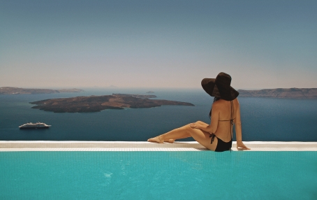Dreams Luxury Suites, Santorini, Greece • Photo © TravelPlusStyle.com