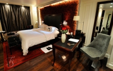 Grand Premium Room, Club Floor of the Opera Wing. © Travel+Style