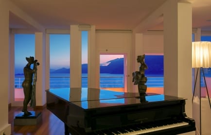 86845381-h1-bm3a9523