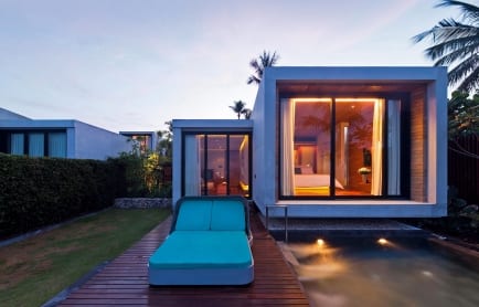 casadelaflora-beachfront-suite-pool-villa-v2-r-2