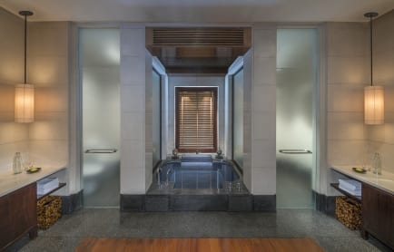 chedi_club_suite_bathroom