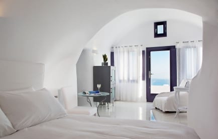 Chromata Up Style Hotel, Santorini. © Katikies