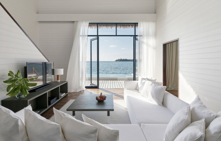 cocoa-water-villa_living-room-view-out