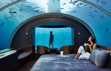 cnrd_muraka_undersea_bedroom_couple_day_hr