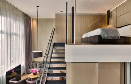 100072264-h1-conservatorium_hotel_duplex_suite_6