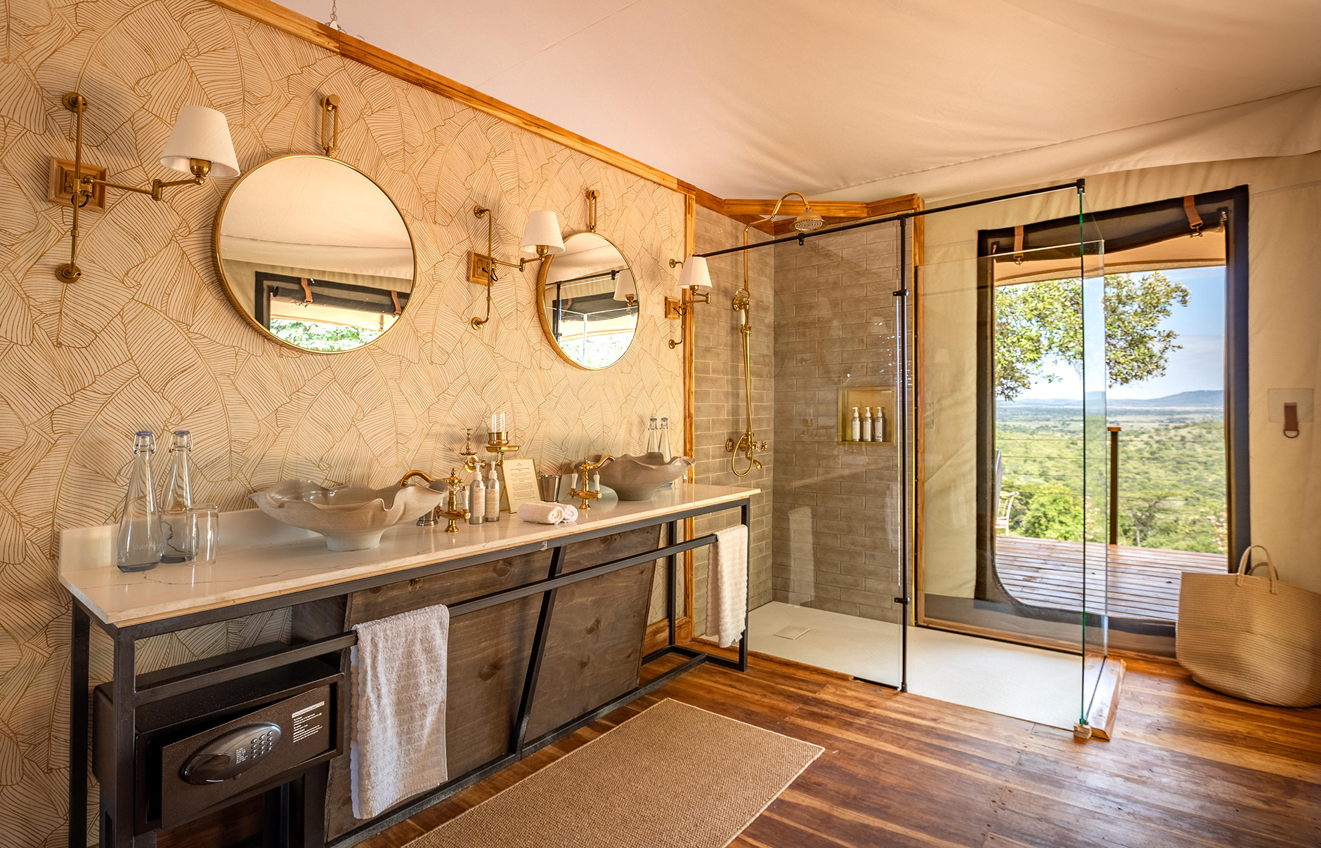 1751893839504_HoneymoonTent_CottarsCamp_TCunniffe_004